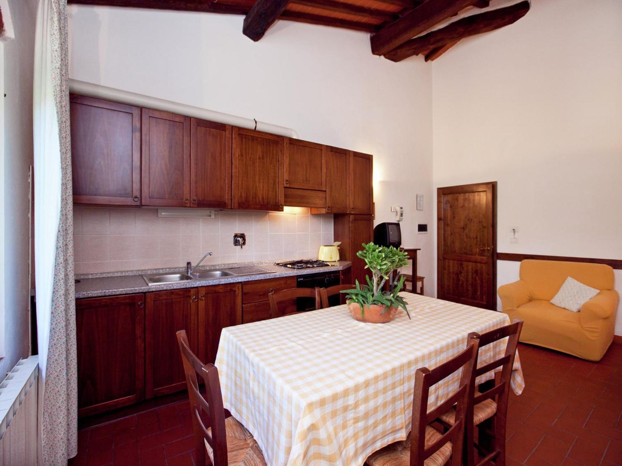 Pleasant Apartment With Swimming Pool Garden Bbq Parking Lucolena in Chianti Exterior foto