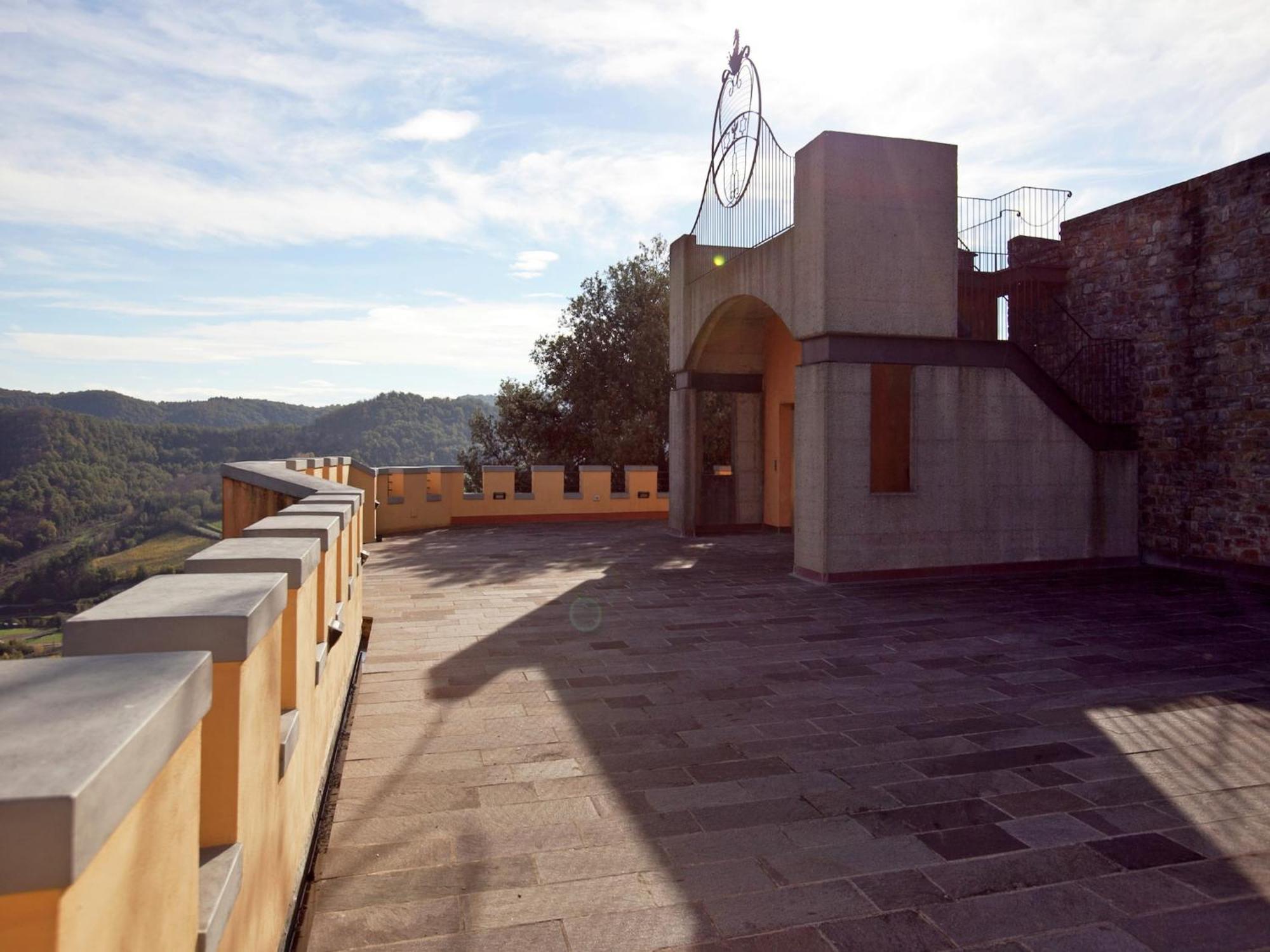 Pleasant Apartment With Swimming Pool Garden Bbq Parking Lucolena in Chianti Exterior foto