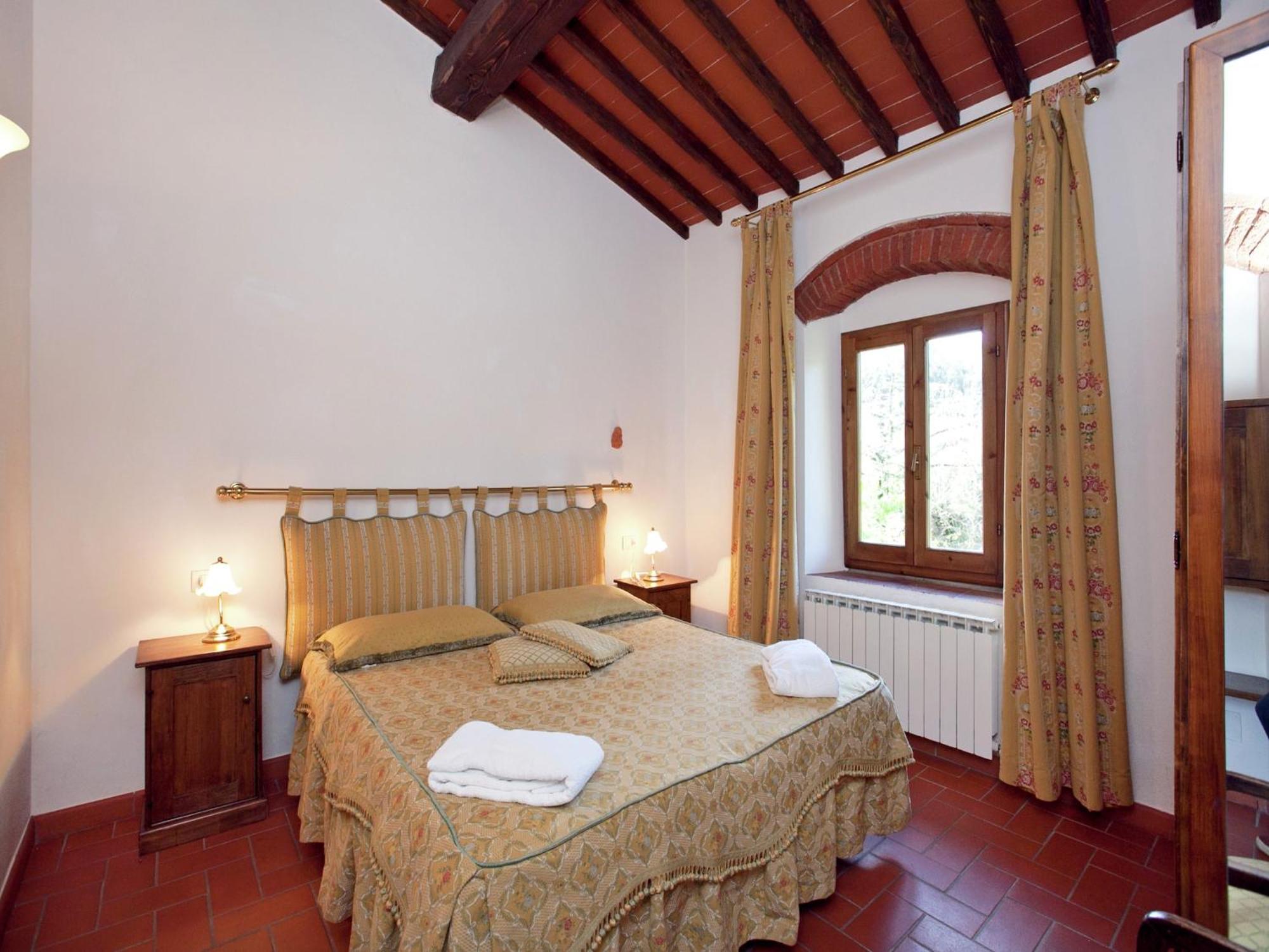 Pleasant Apartment With Swimming Pool Garden Bbq Parking Lucolena in Chianti Exterior foto