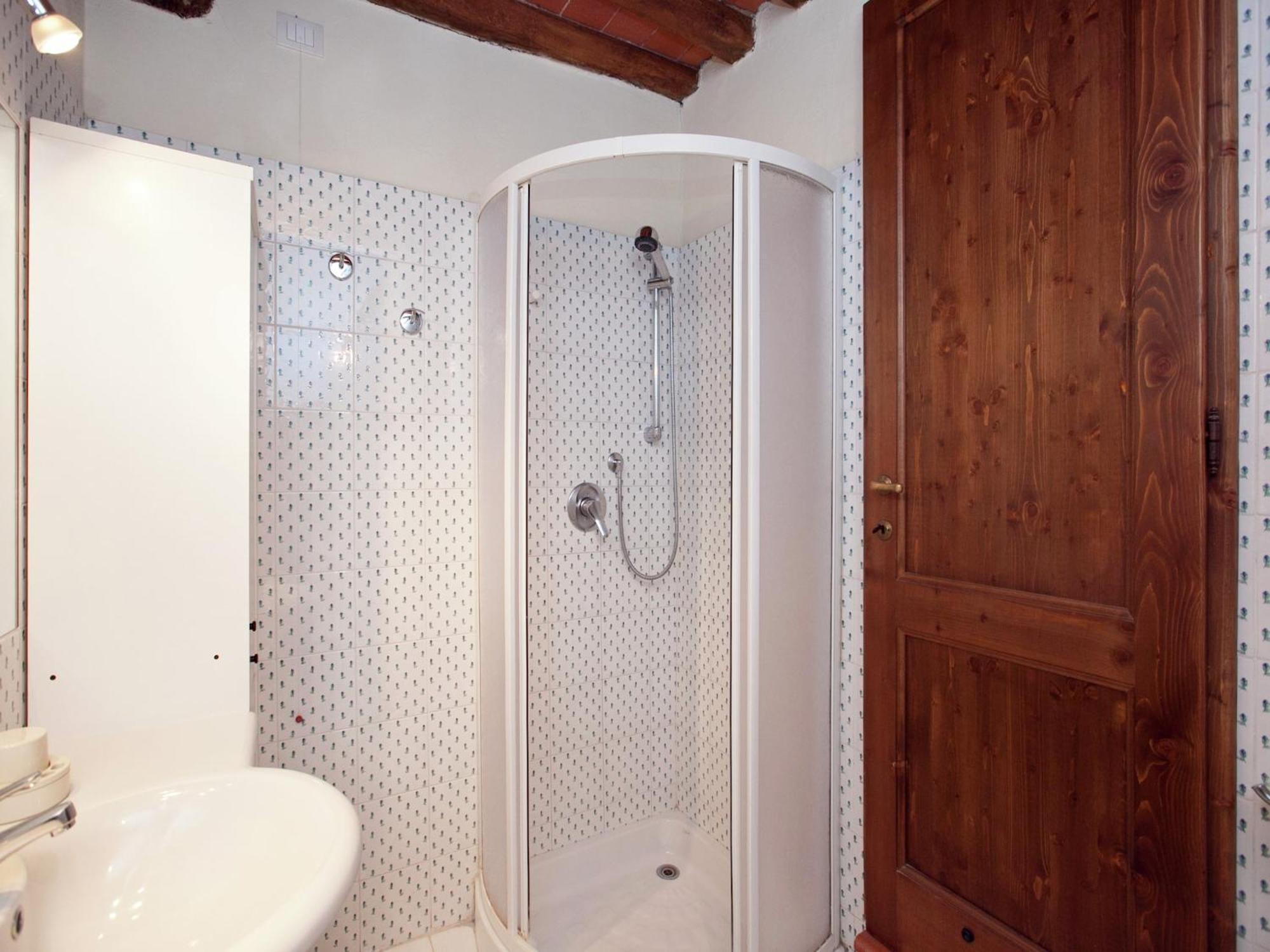 Pleasant Apartment With Swimming Pool Garden Bbq Parking Lucolena in Chianti Exterior foto